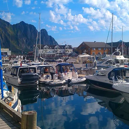 Berg * Svolvaer